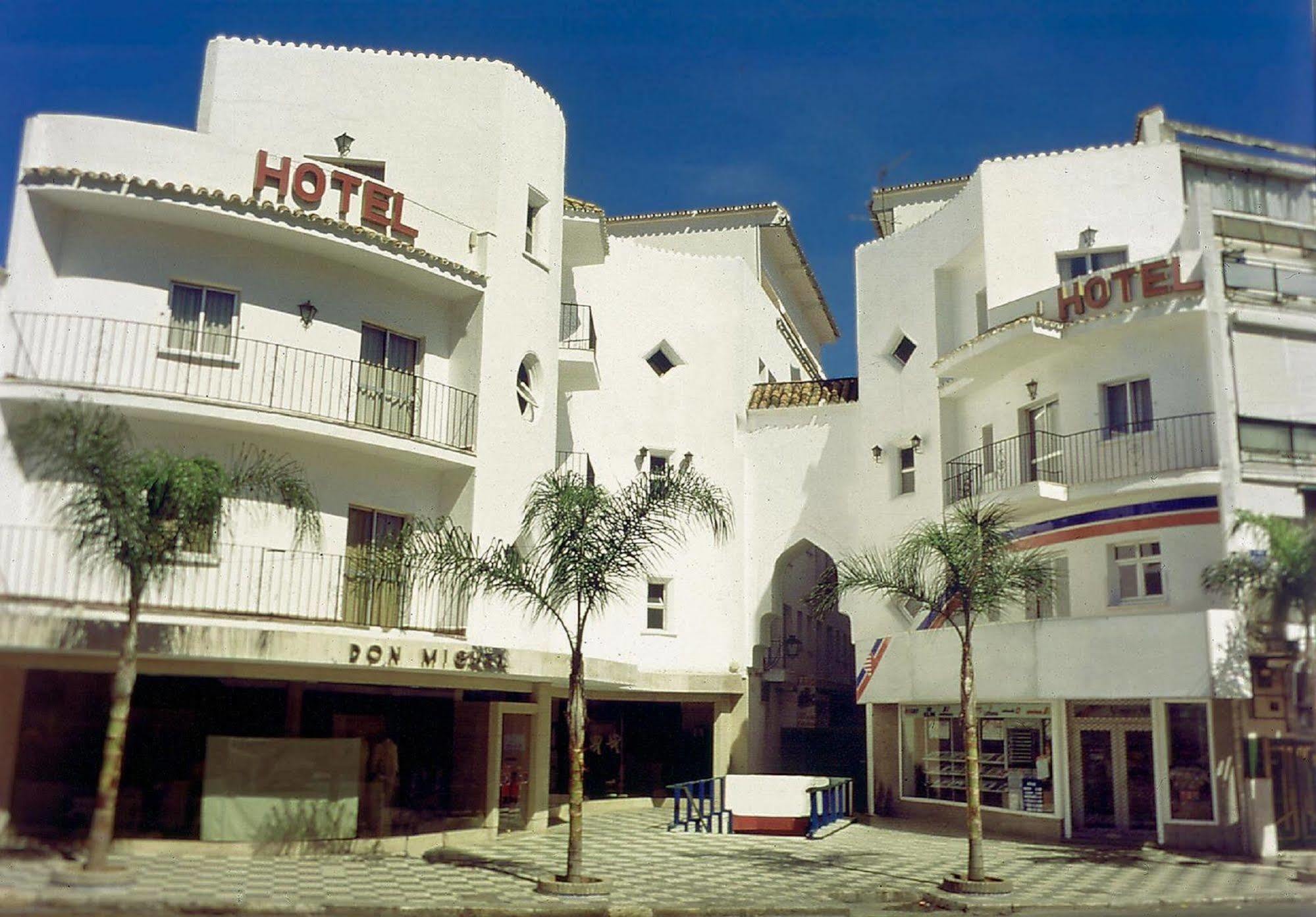 Kristal Hotel Torremolinos Luaran gambar